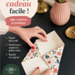 Enveloppe cadeau colorée et décorée avec des motifs floraux