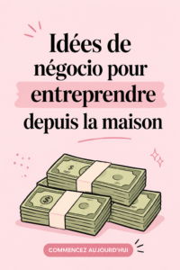 Femme travaillant sur un ordinateur à la maison, développant son business.