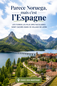 Fjord espagnol caché et village de Léon sous un ciel ensoleillé.