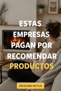 Femme souriante recommandant des produits en ligne pour gagner de l'argent.